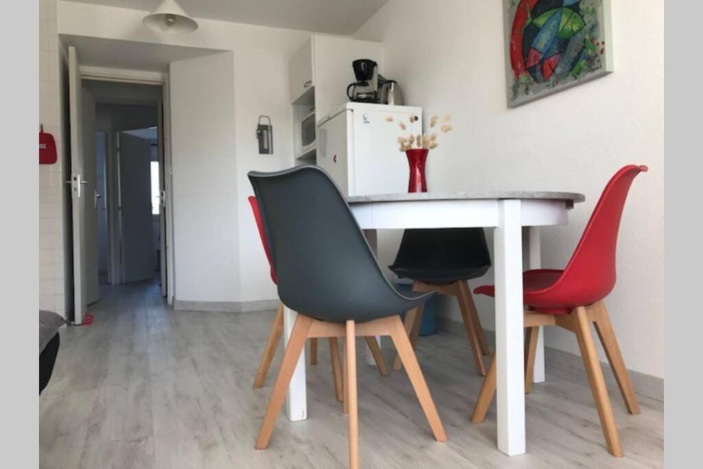 Plages Et Centre A Pieds... Apartment